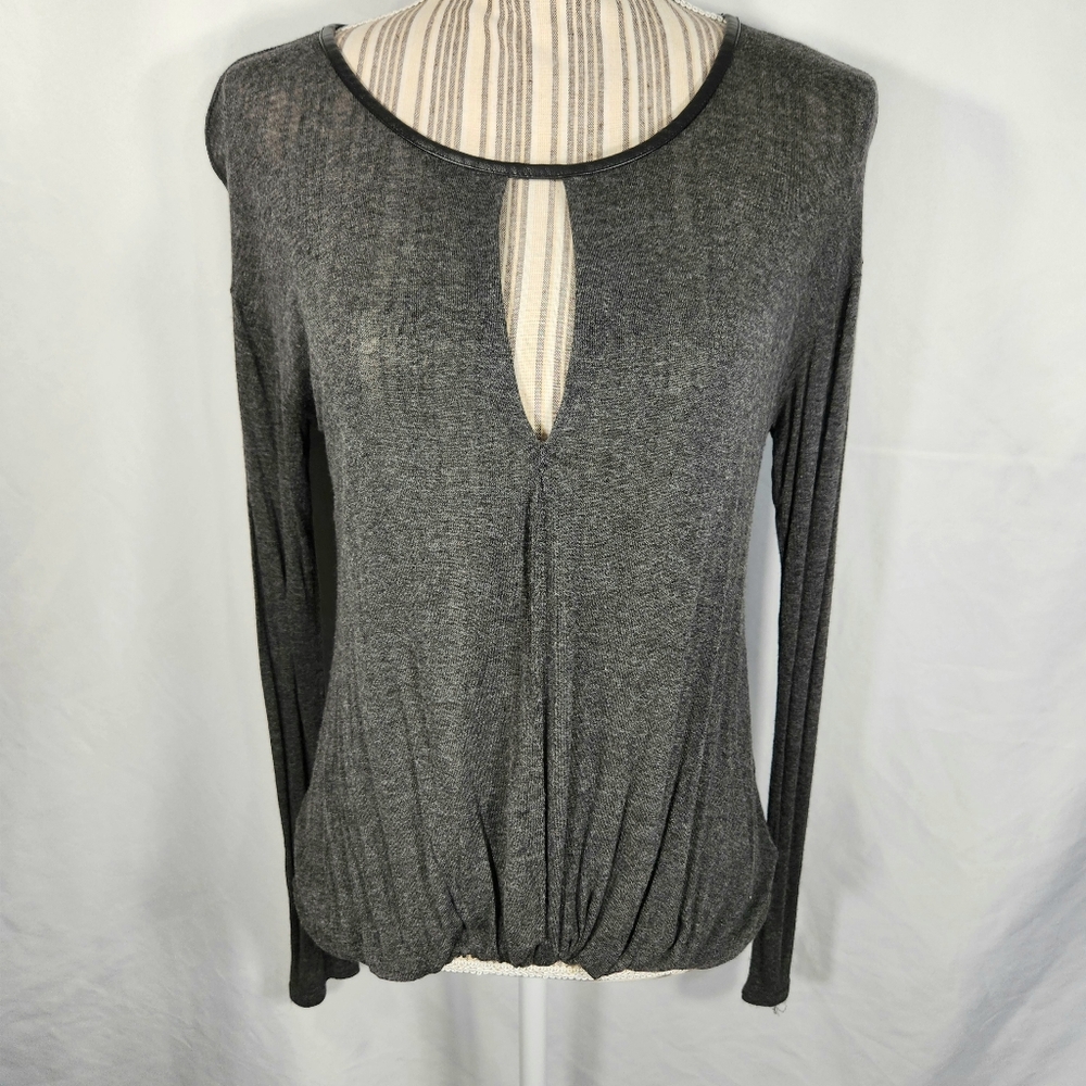 Ella Moss Grey & Black Keyhole Front & Back Long Sleeve Top Size Small